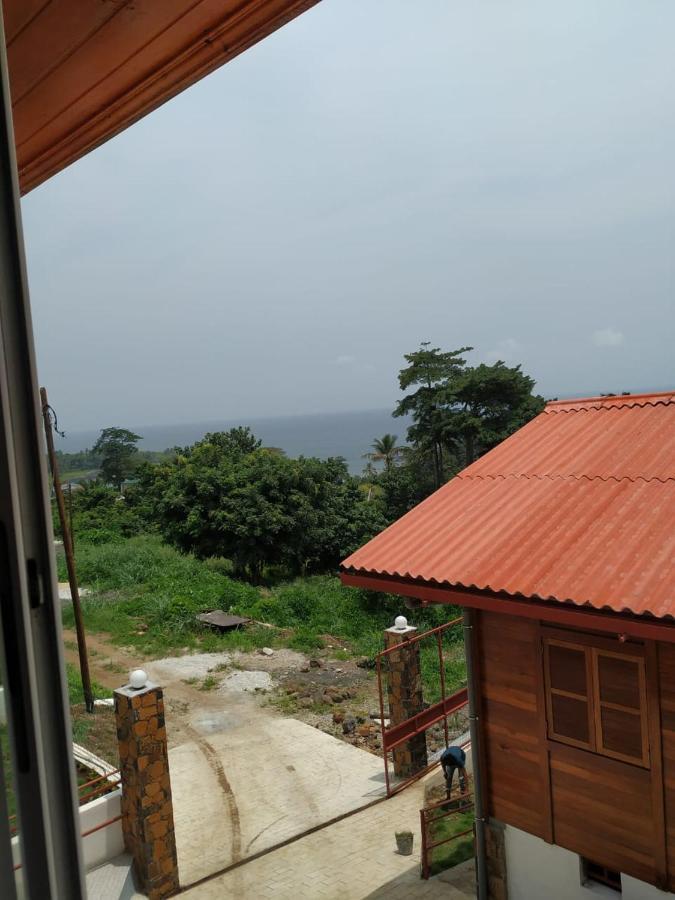 Domus Guesthouse Santana Buitenkant foto
