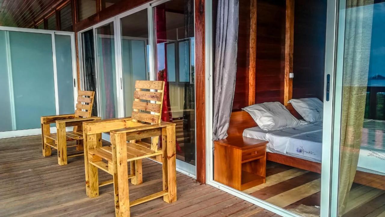 Domus Guesthouse Santana Buitenkant foto
