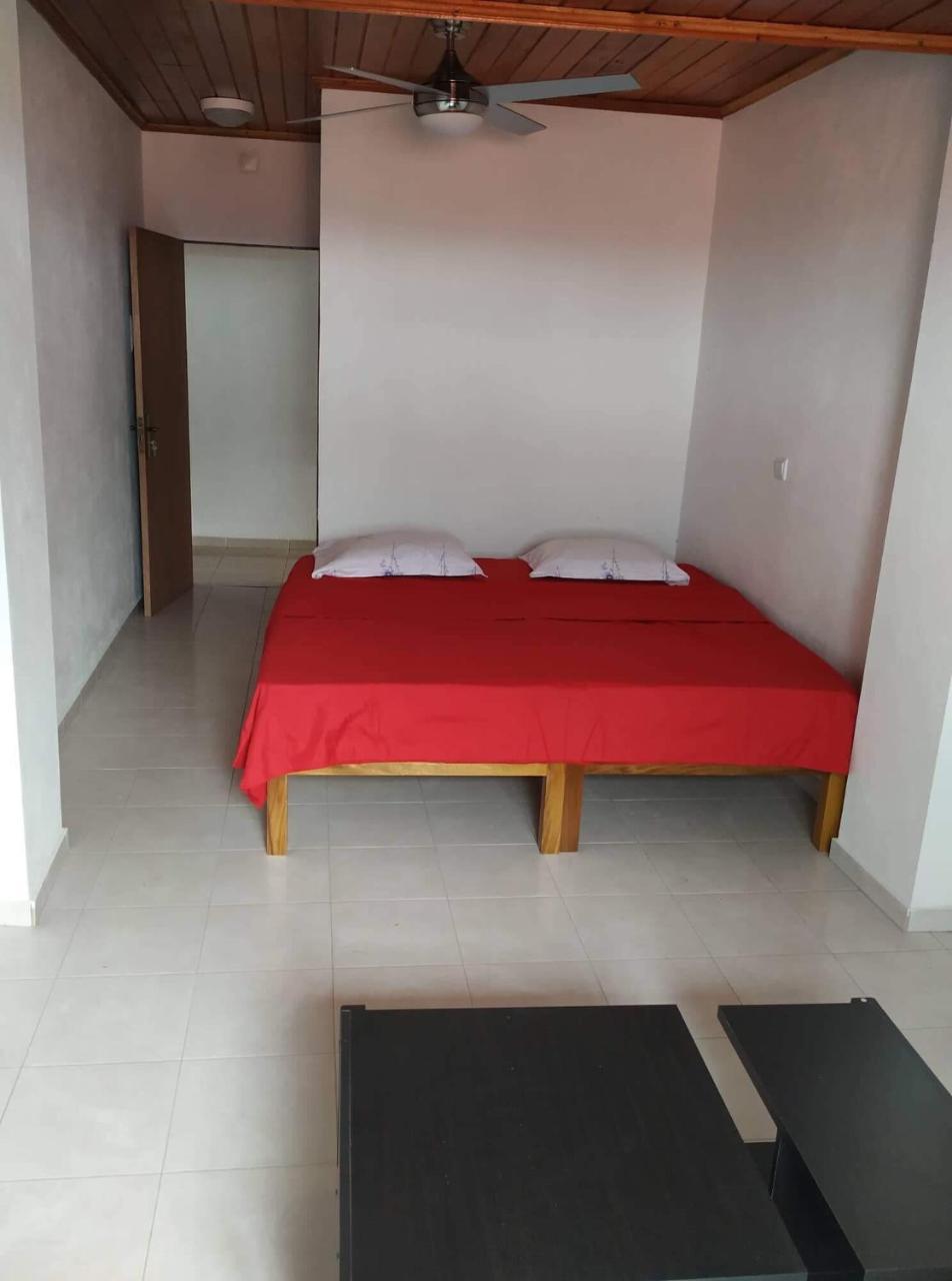 Domus Guesthouse Santana Buitenkant foto