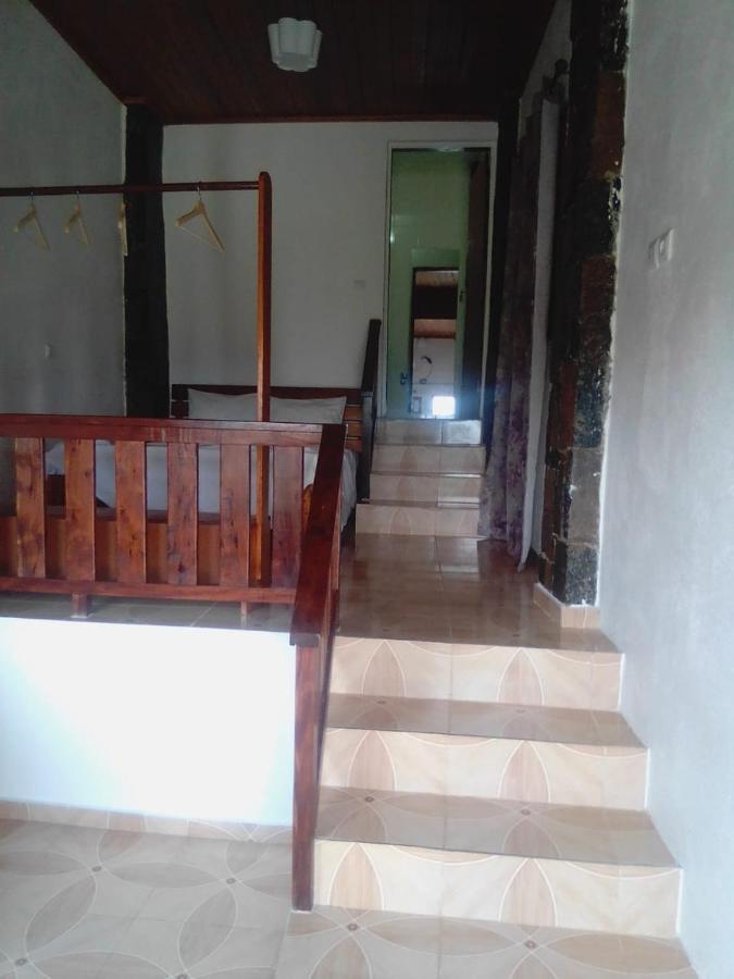 Domus Guesthouse Santana Buitenkant foto