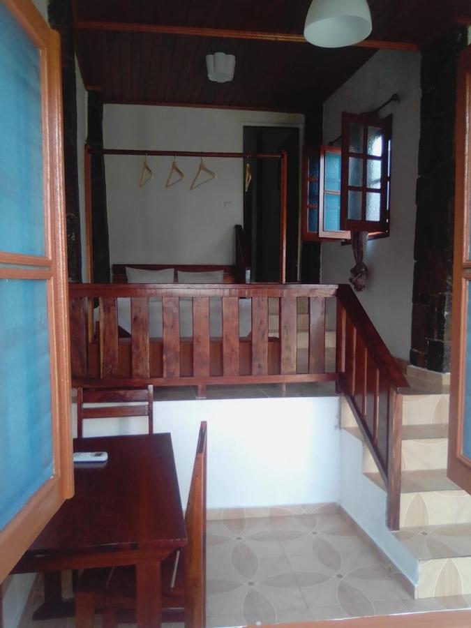 Domus Guesthouse Santana Buitenkant foto